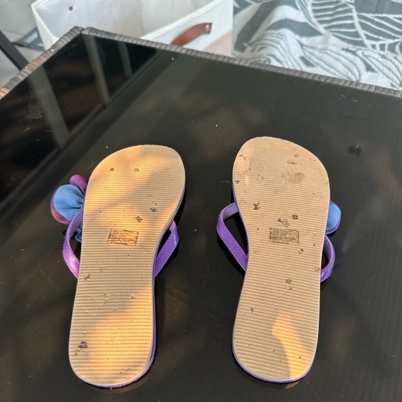 Apt 9 Purple Flip Flops with Bow Accent - Picture 2 of 2